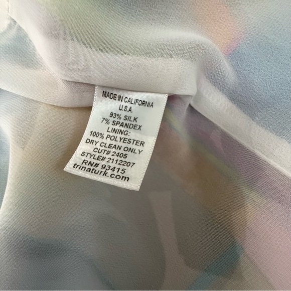 Trina Turk Multicolor Silk Blouse Size Medium Bright Colors - Picture 5 of 5